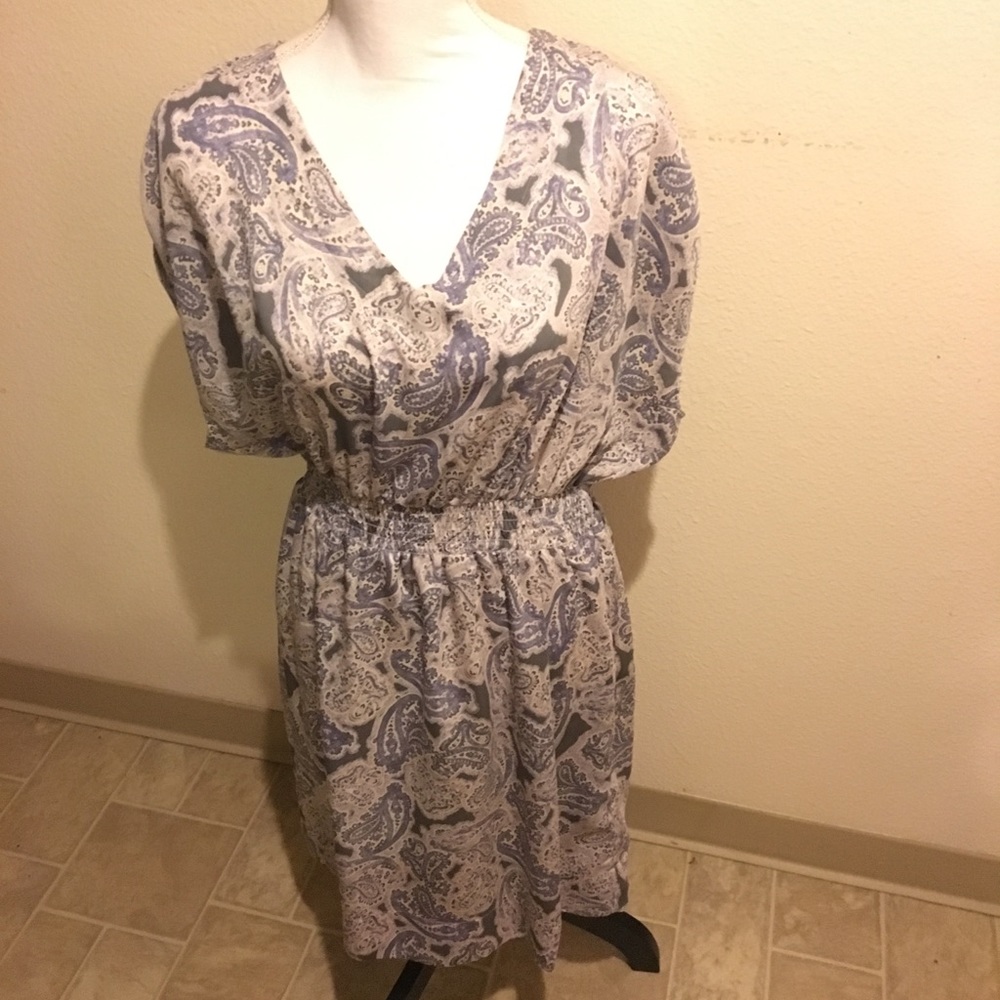 Dress for Women Size: L Color: With designs